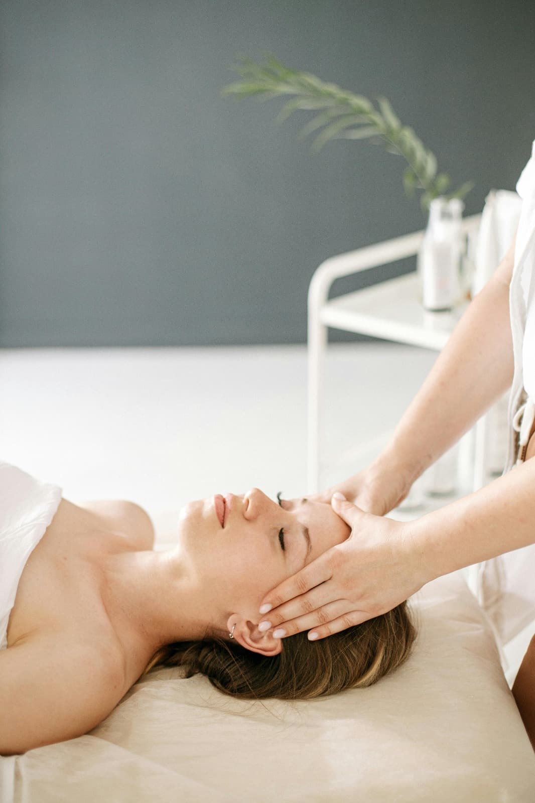 Gentle Full-Body Wellness through Relaxation Massage in Al Barsha by Expert Therapists