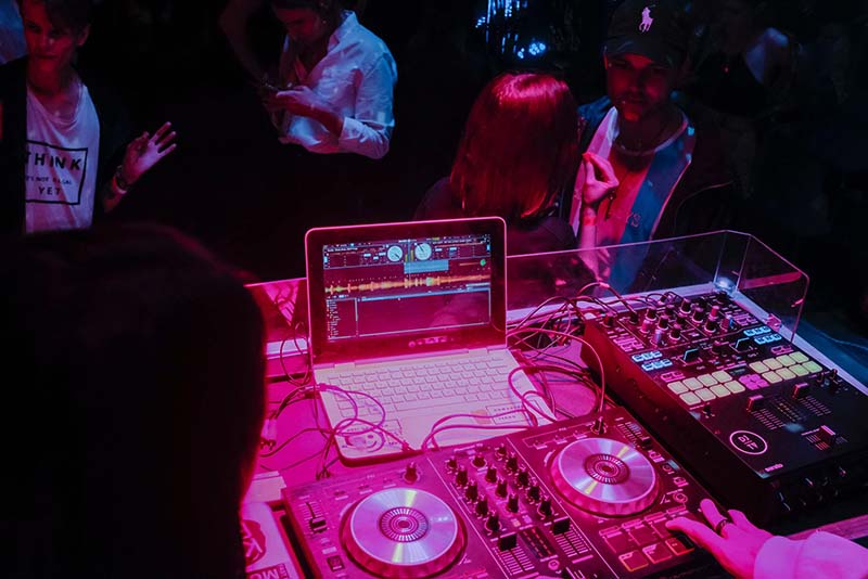 Kony Band: Formația care transformă orice eveniment în show